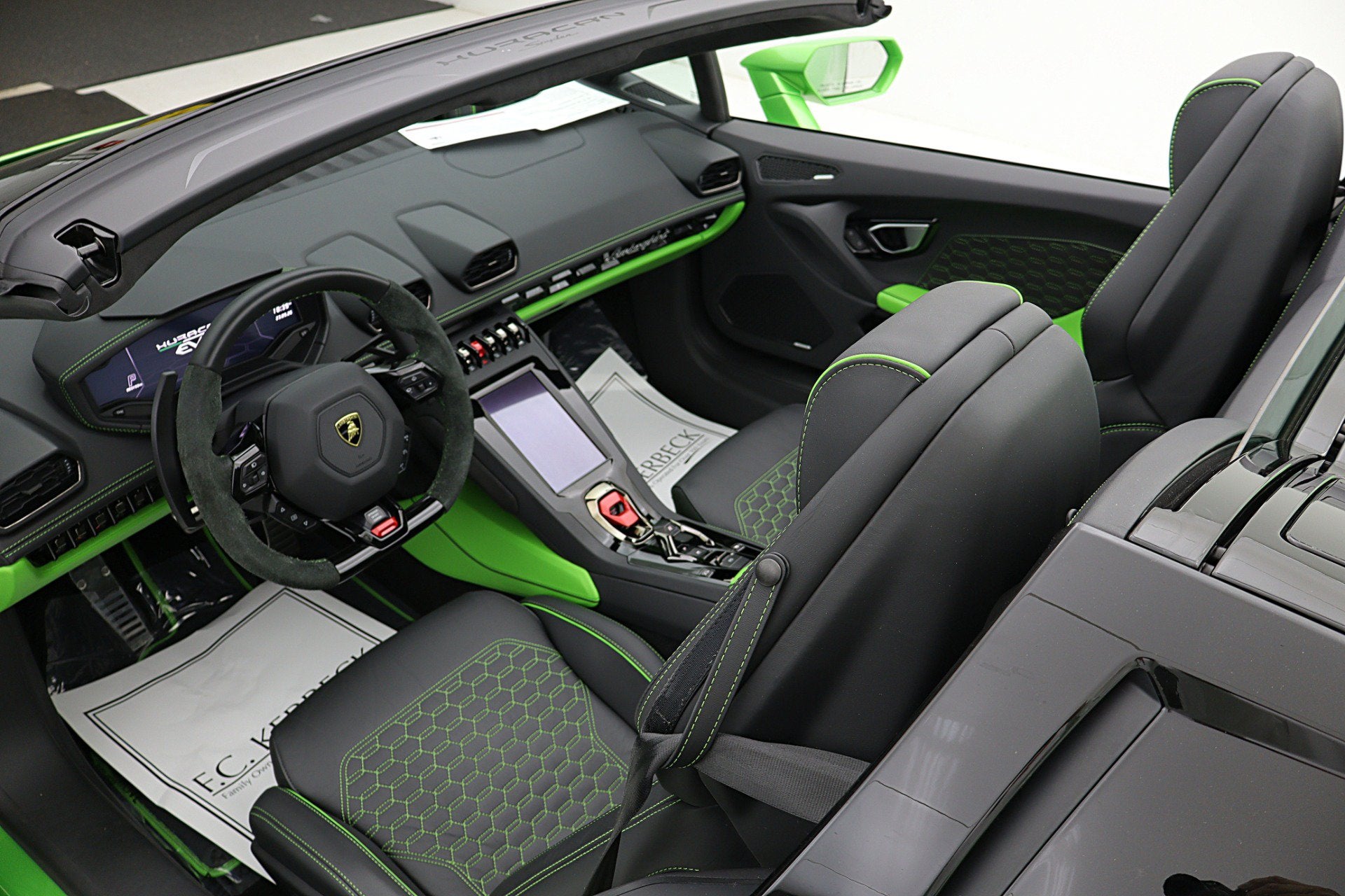 2023 Lamborghini Huracan EVO Spyder RWD/ SELEZIONE PRE-OWNED CERTIFIED