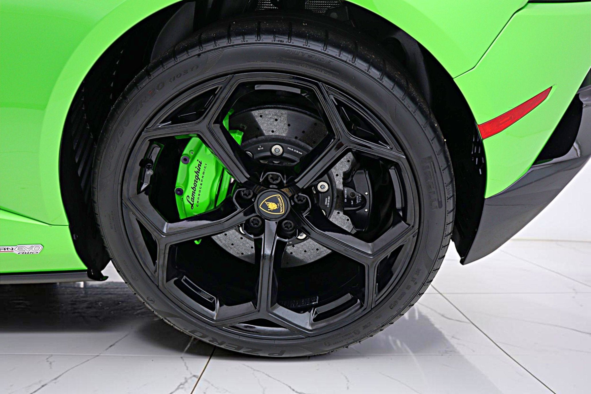 2023 Lamborghini Huracan EVO Spyder RWD/ SELEZIONE PRE-OWNED CERTIFIED