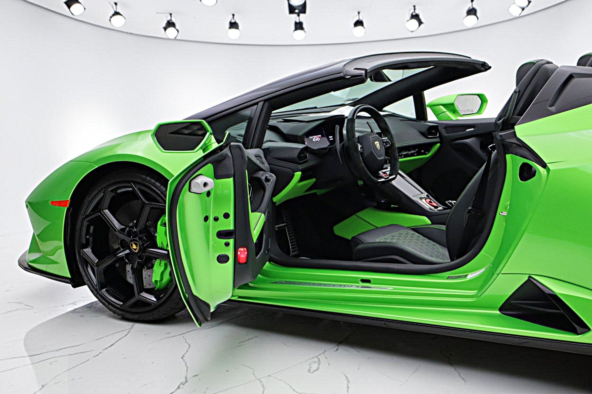 2023 Lamborghini Huracan EVO Spyder RWD/ SELEZIONE PRE-OWNED CERTIFIED