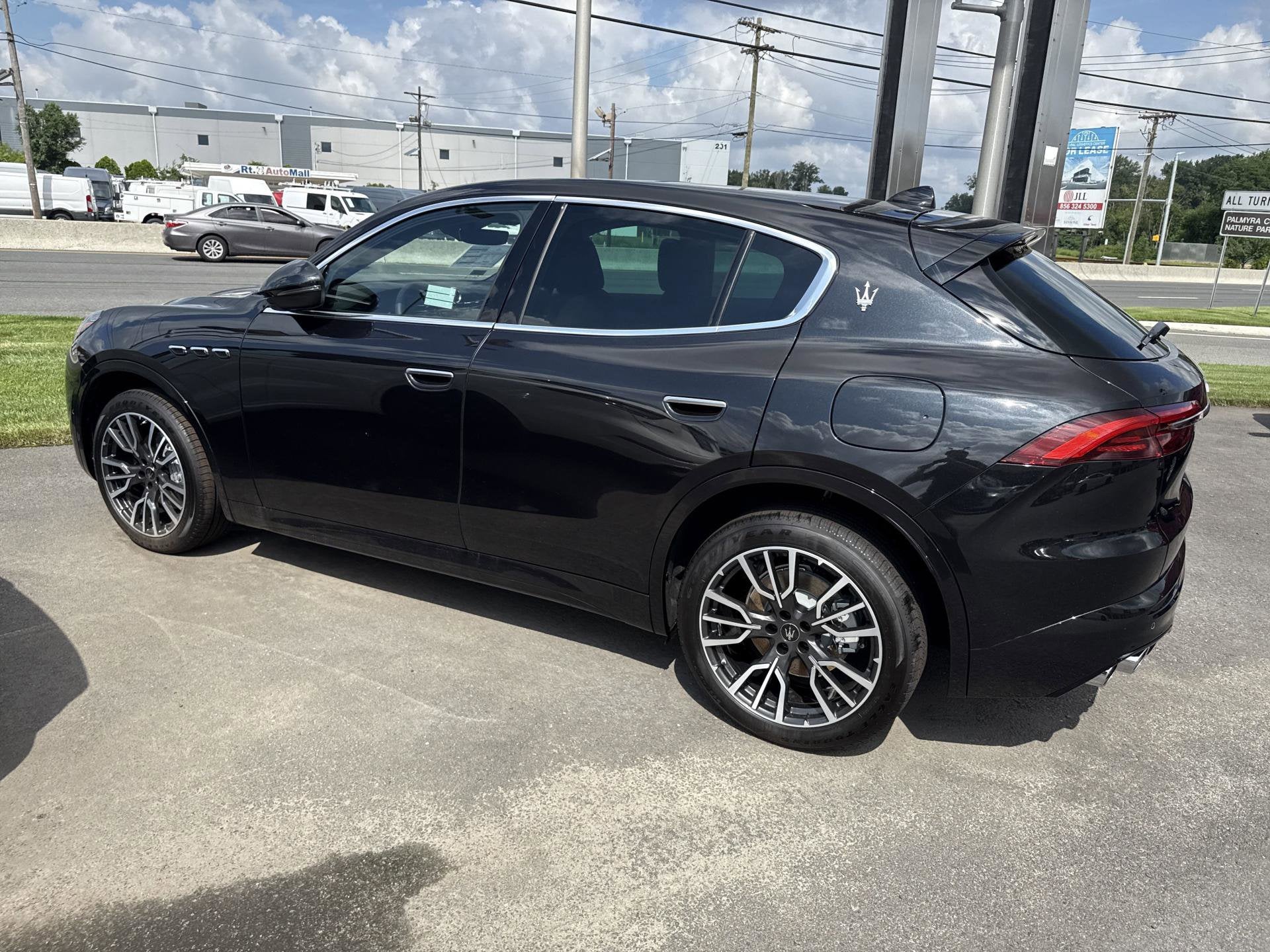 2025 Maserati Grecale AWD