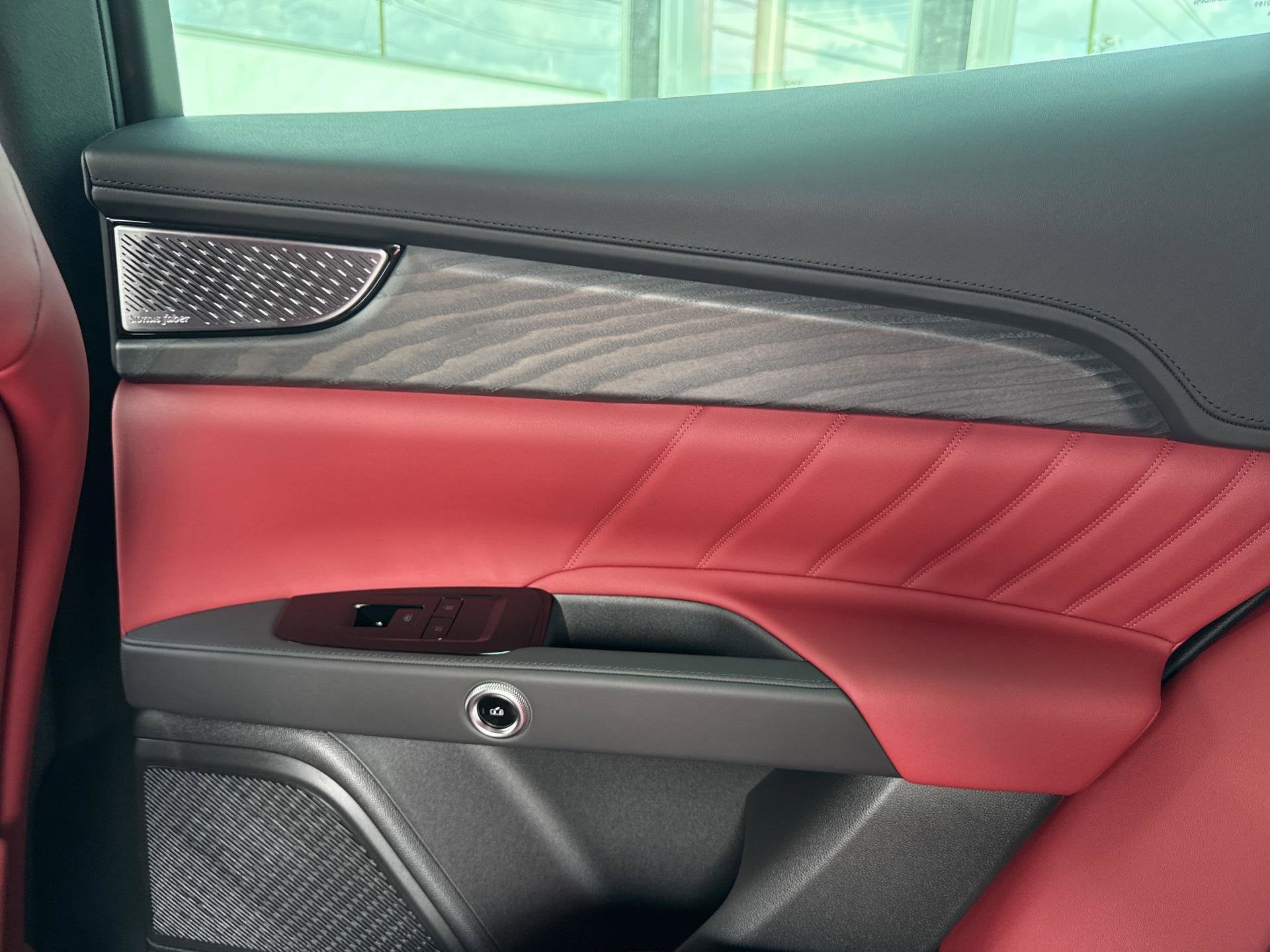 2025 Maserati Grecale AWD