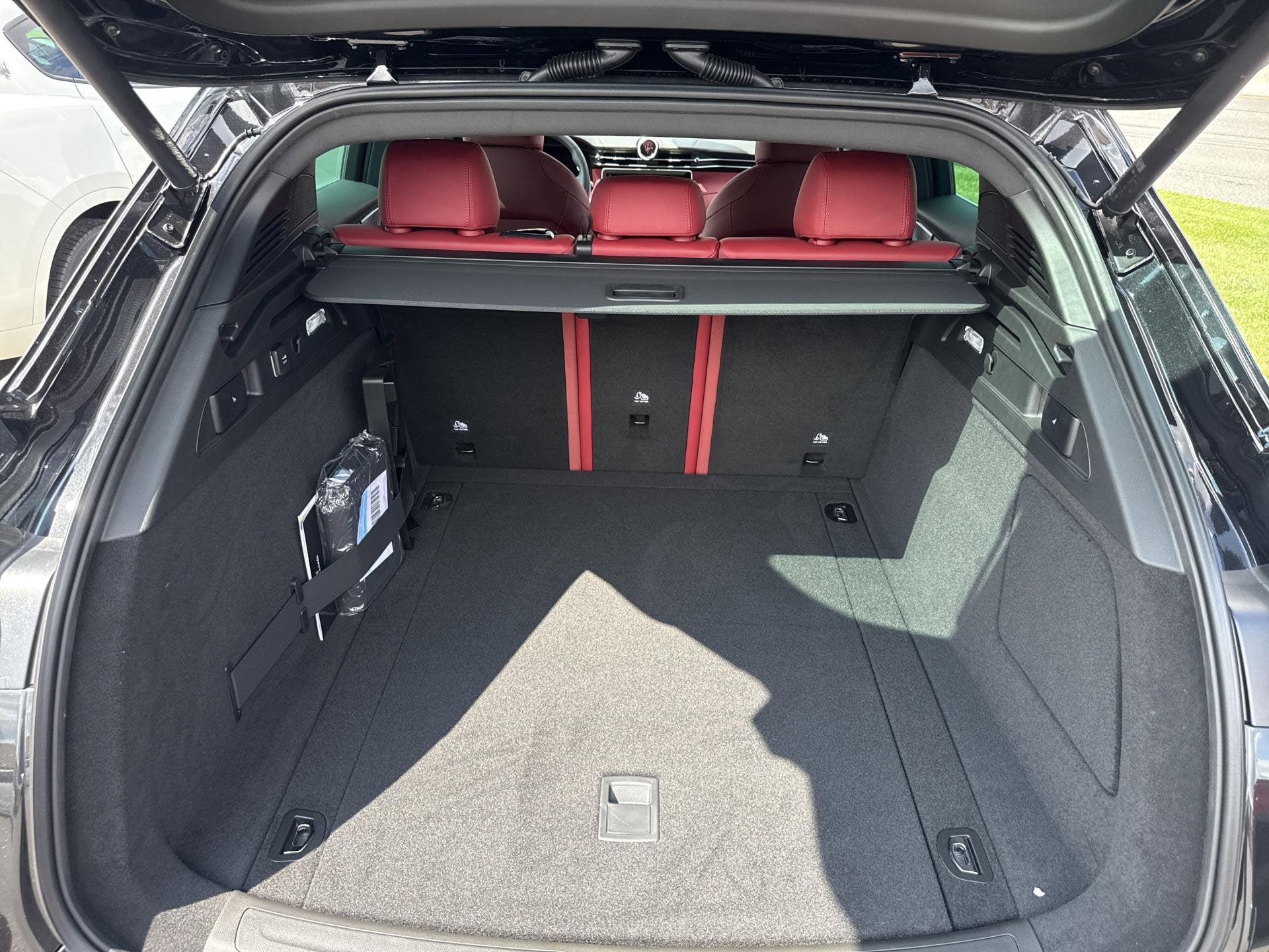 2025 Maserati Grecale AWD