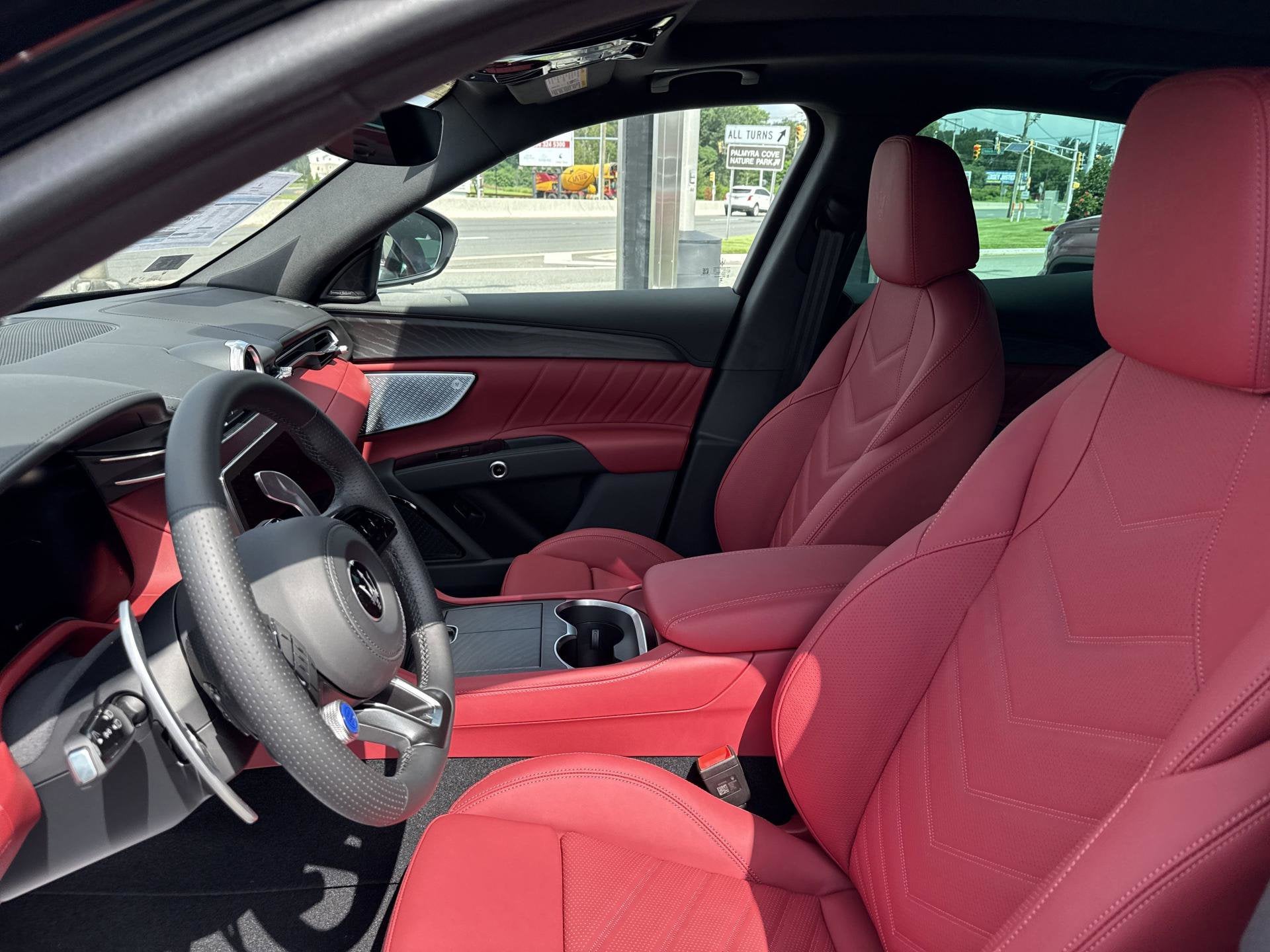 2025 Maserati Grecale AWD