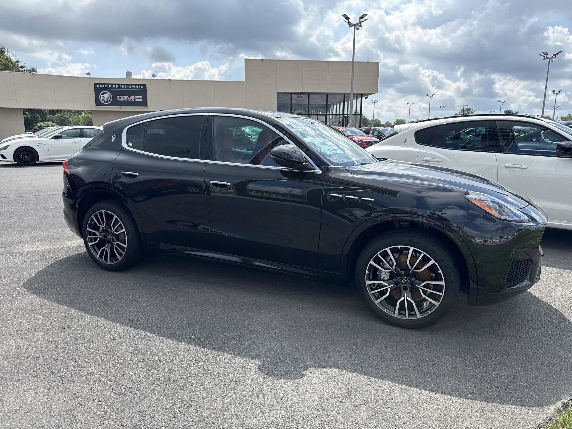 2025 Maserati Grecale AWD