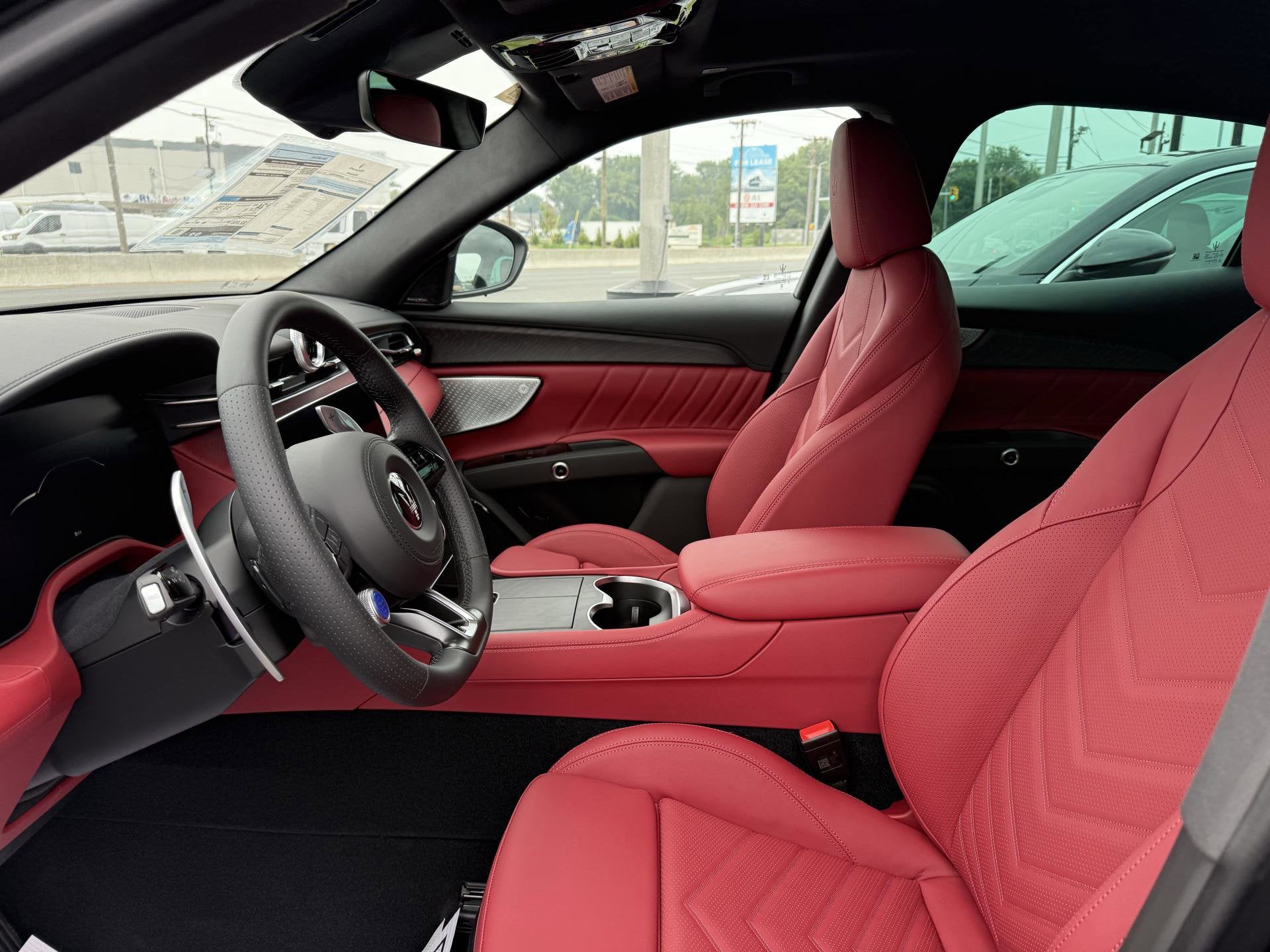 2025 Maserati Grecale AWD