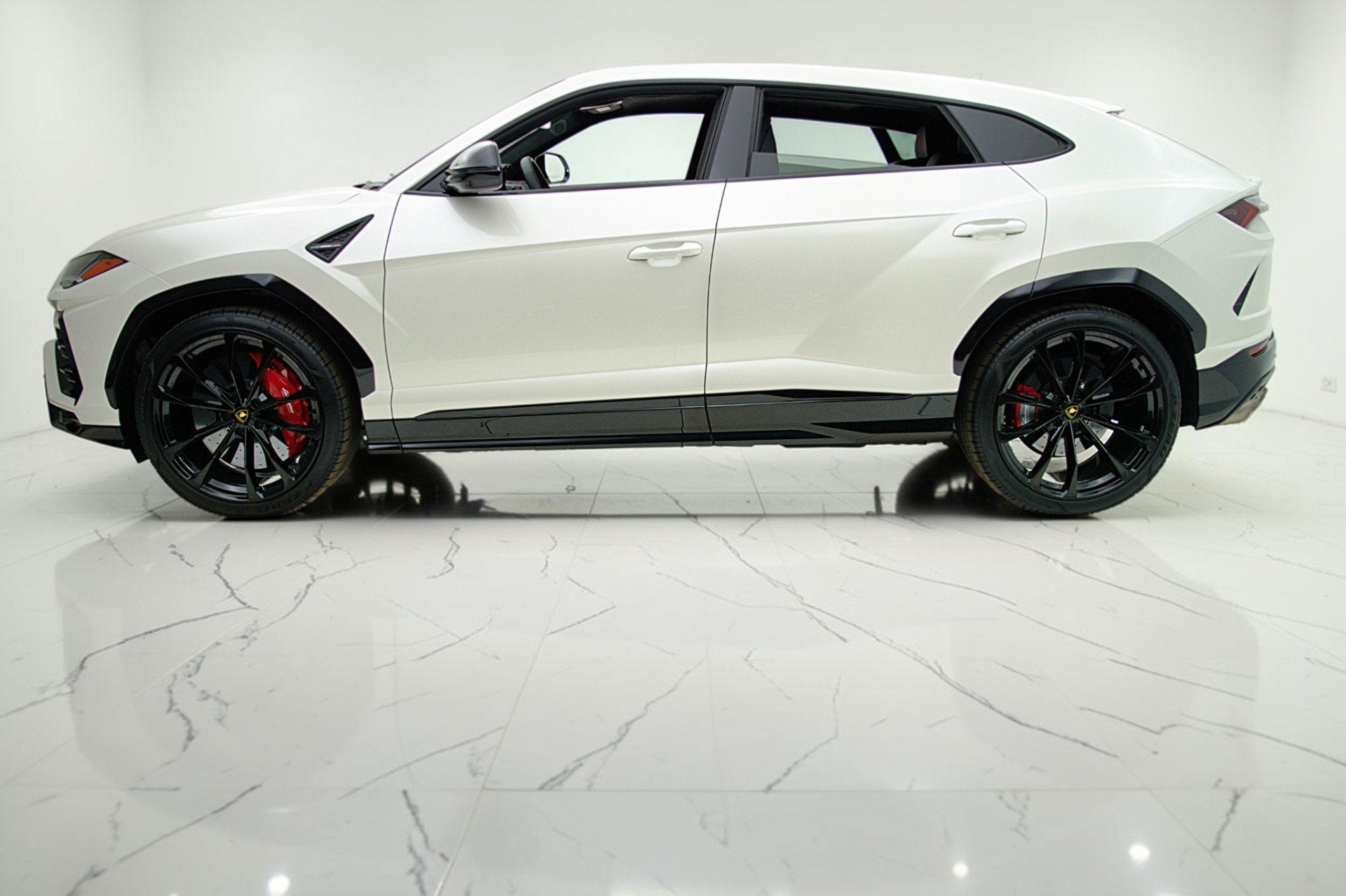 2022 Lamborghini Urus SELEZIONE PRE-OWNED CERTIFIED