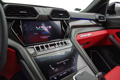 2022 Lamborghini Urus SELEZIONE PRE-OWNED CERTIFIED