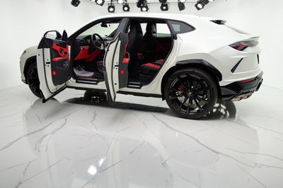 2022 Lamborghini Urus SELEZIONE PRE-OWNED CERTIFIED