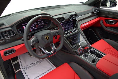 2022 Lamborghini Urus SELEZIONE PRE-OWNED CERTIFIED