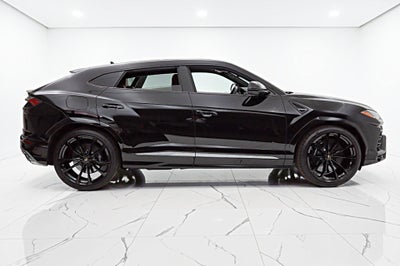 2019 Lamborghini Urus /SELEZIONE PRE-OWNED CERTIFIED
