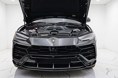 2019 Lamborghini Urus /SELEZIONE PRE-OWNED CERTIFIED