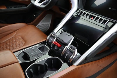 2019 Lamborghini Urus /SELEZIONE PRE-OWNED CERTIFIED