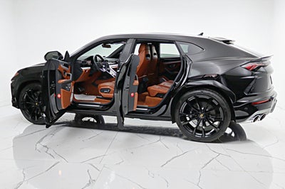 2019 Lamborghini Urus /SELEZIONE PRE-OWNED CERTIFIED