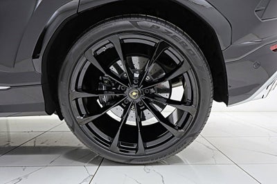 2019 Lamborghini Urus /SELEZIONE PRE-OWNED CERTIFIED
