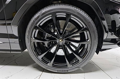 2019 Lamborghini Urus /SELEZIONE PRE-OWNED CERTIFIED