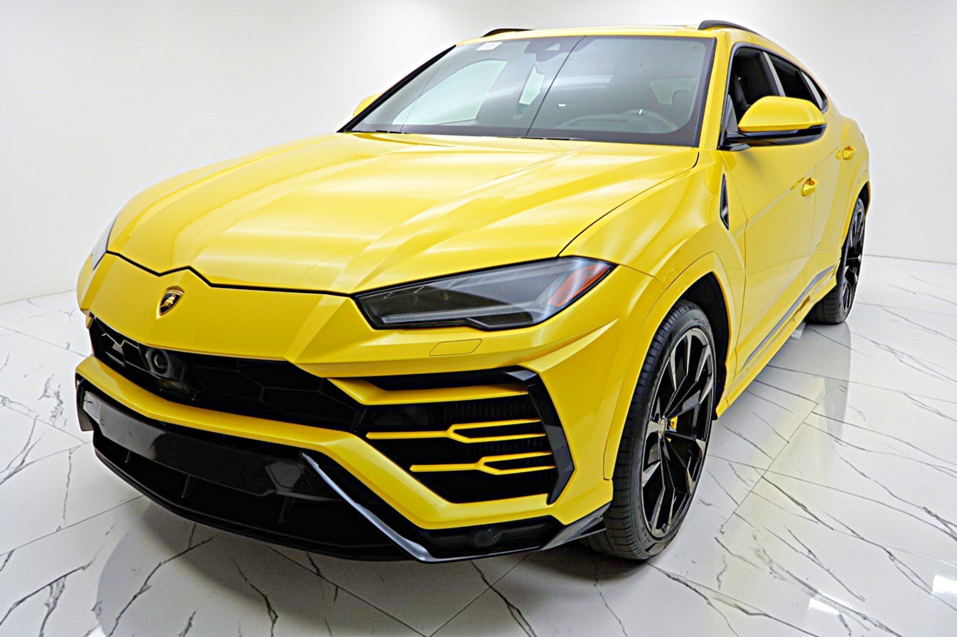 2022 Lamborghini Urus /SELEZIONE PRE-OWNED CERTIFIED
