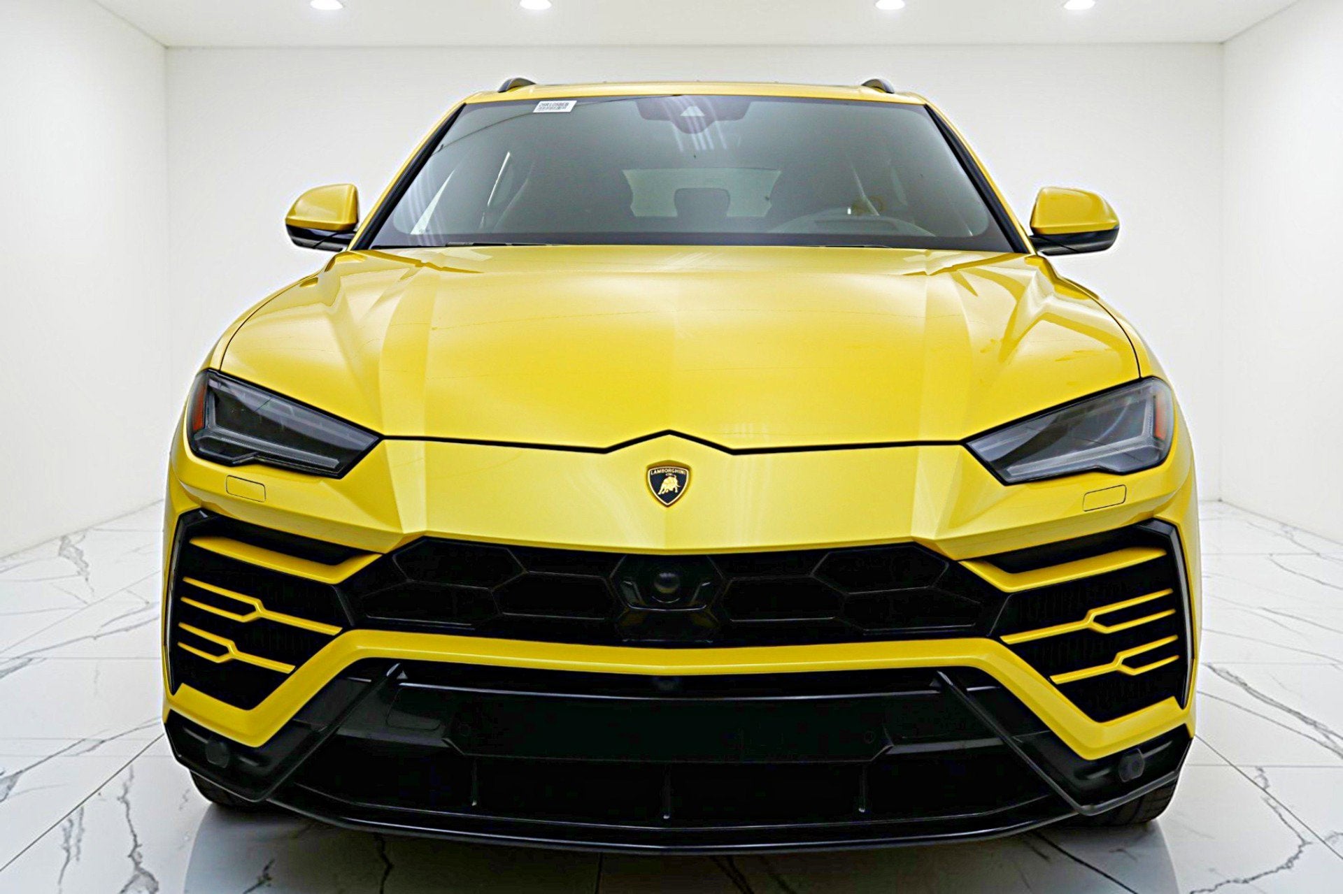 2022 Lamborghini Urus /SELEZIONE PRE-OWNED CERTIFIED