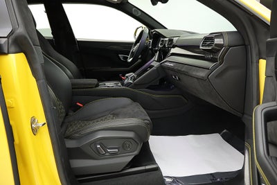 2022 Lamborghini Urus /SELEZIONE PRE-OWNED CERTIFIED