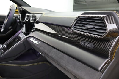 2022 Lamborghini Urus /SELEZIONE PRE-OWNED CERTIFIED