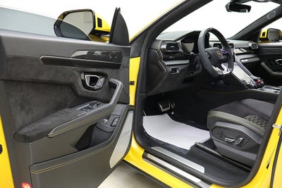 2022 Lamborghini Urus /SELEZIONE PRE-OWNED CERTIFIED