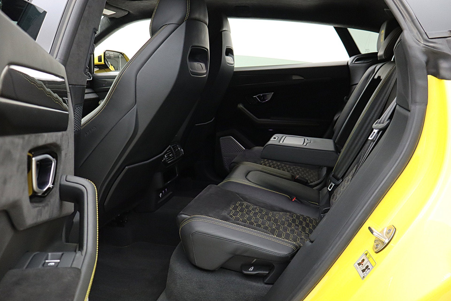 2022 Lamborghini Urus /SELEZIONE PRE-OWNED CERTIFIED