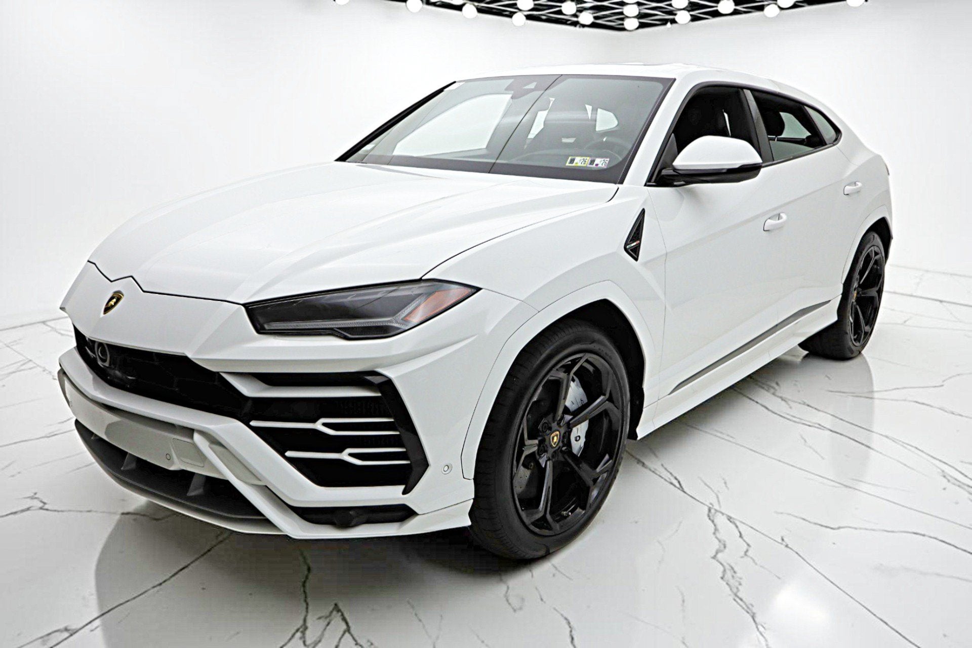2020 Lamborghini Urus /SELEZIONE PRE-OWNED CERTIFIED