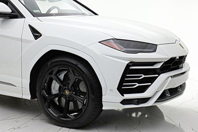 2020 Lamborghini Urus /SELEZIONE PRE-OWNED CERTIFIED