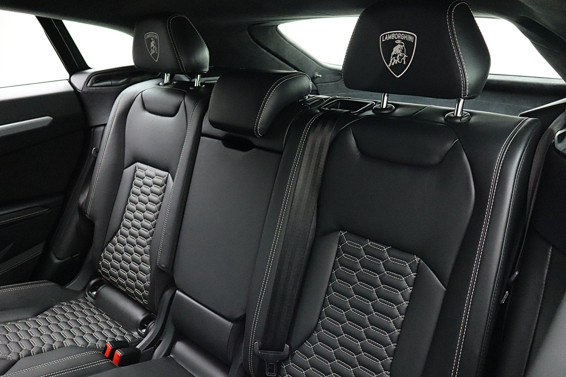 2020 Lamborghini Urus /SELEZIONE PRE-OWNED CERTIFIED