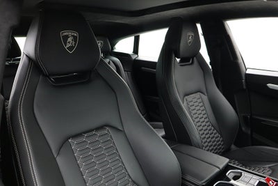 2020 Lamborghini Urus /SELEZIONE PRE-OWNED CERTIFIED