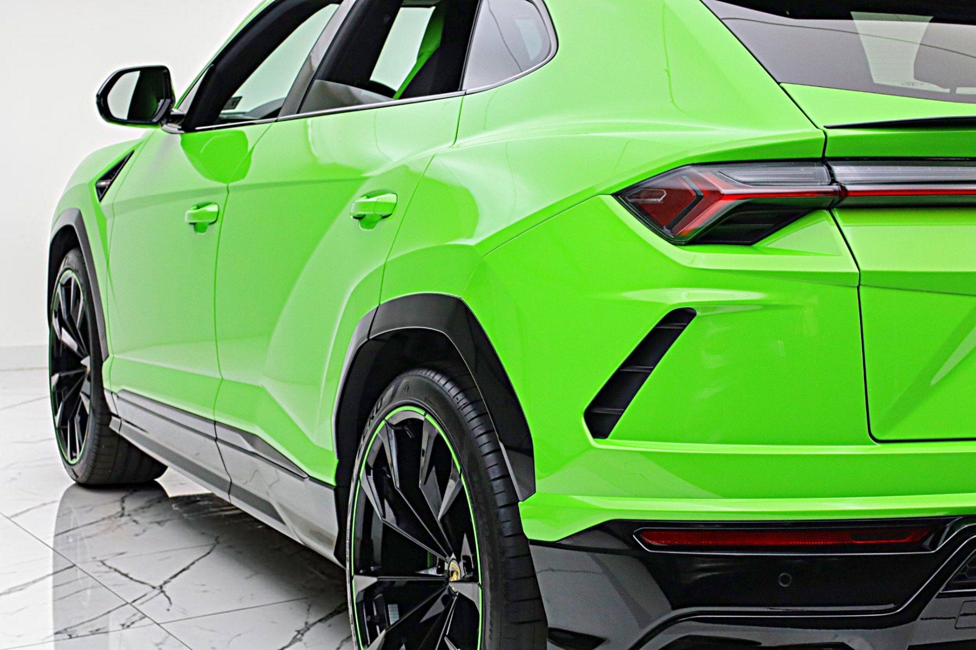 2021 Lamborghini Urus Urus SELEZIONE PRE-OWNED CERTIFIED