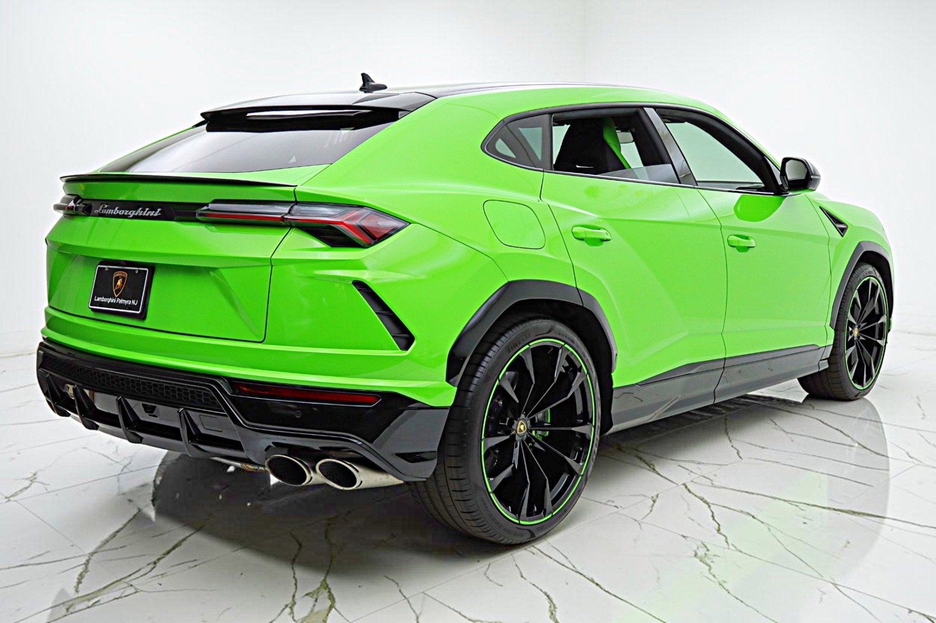 2021 Lamborghini Urus Urus SELEZIONE PRE-OWNED CERTIFIED