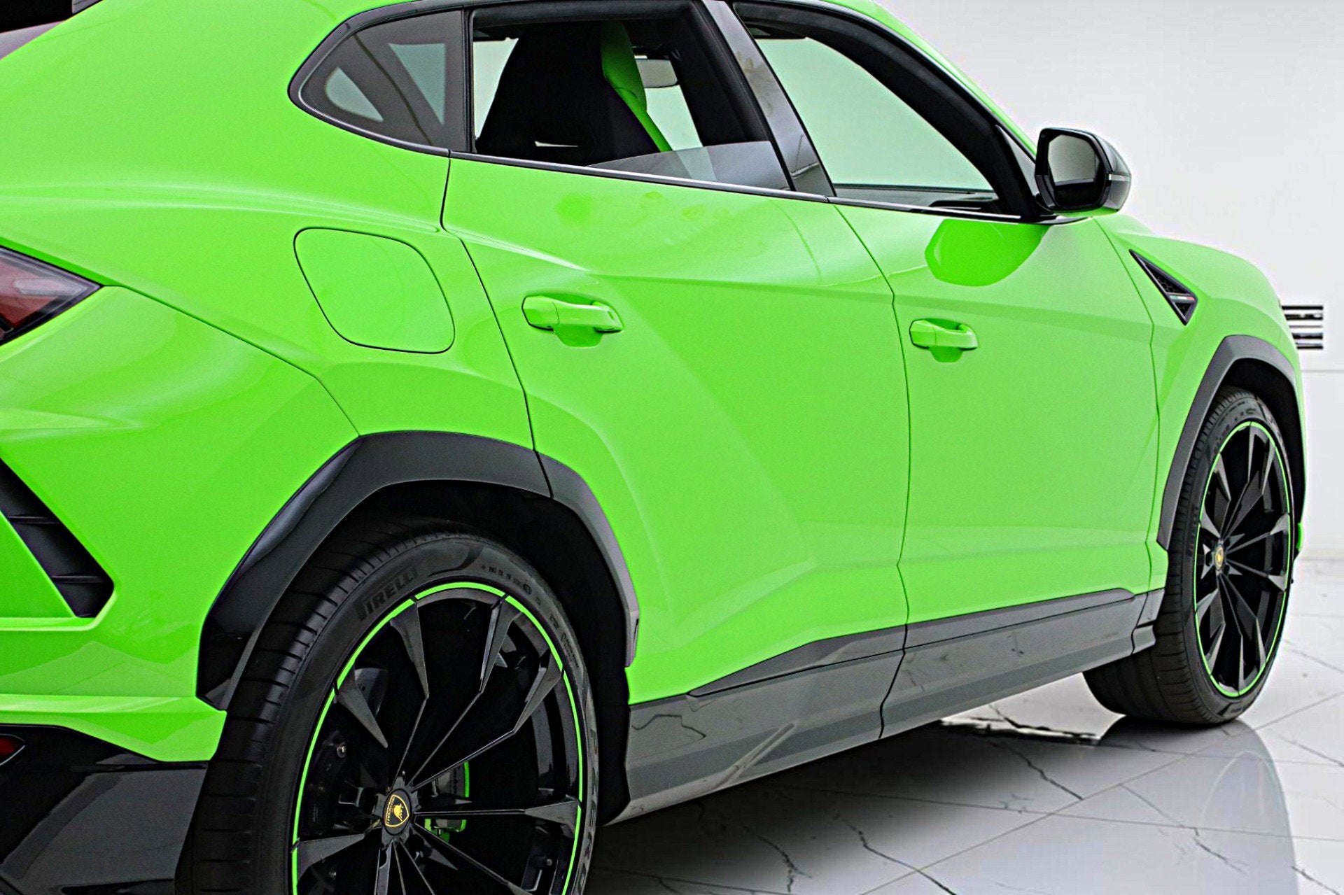 2021 Lamborghini Urus Urus SELEZIONE PRE-OWNED CERTIFIED
