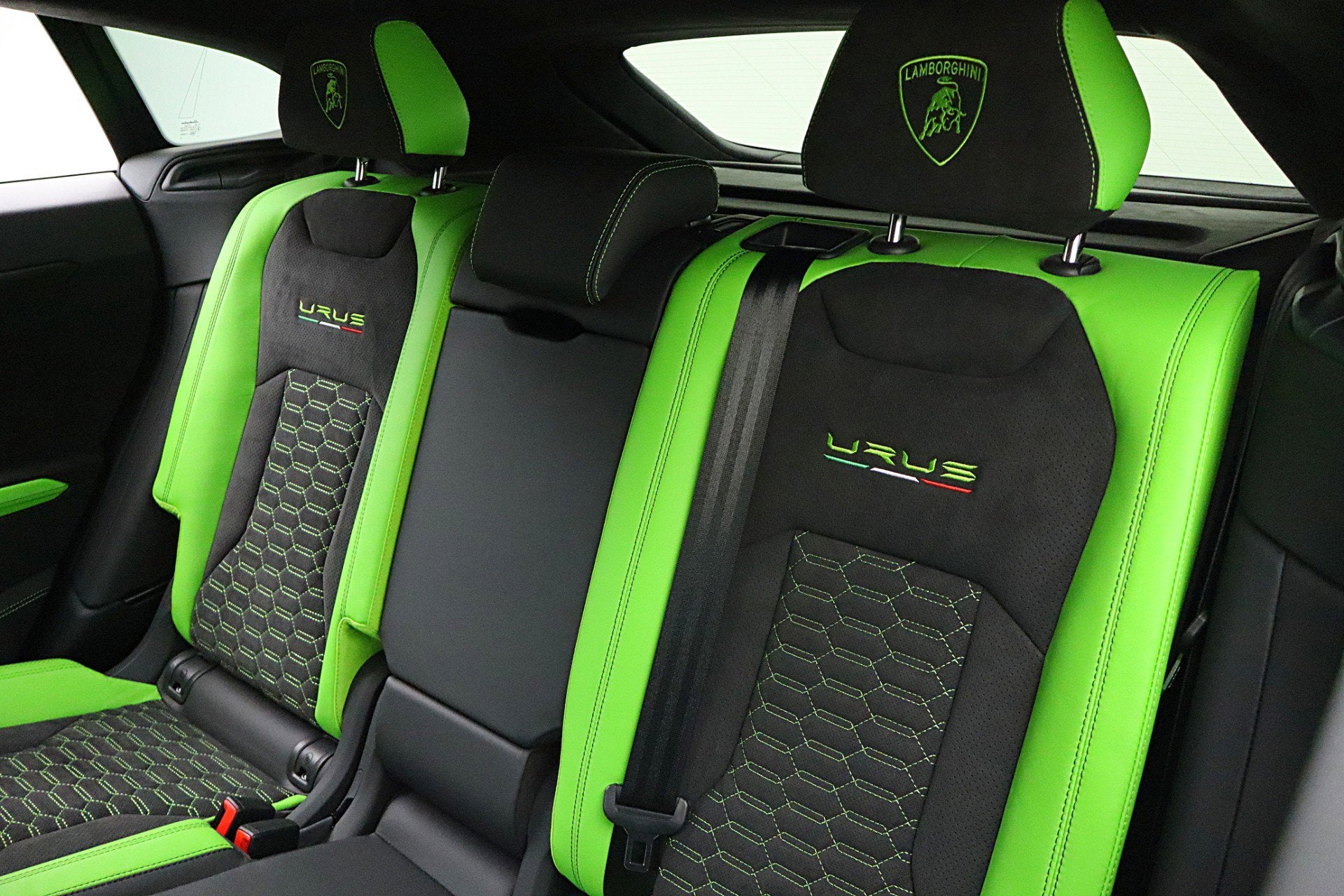 2021 Lamborghini Urus Urus SELEZIONE PRE-OWNED CERTIFIED