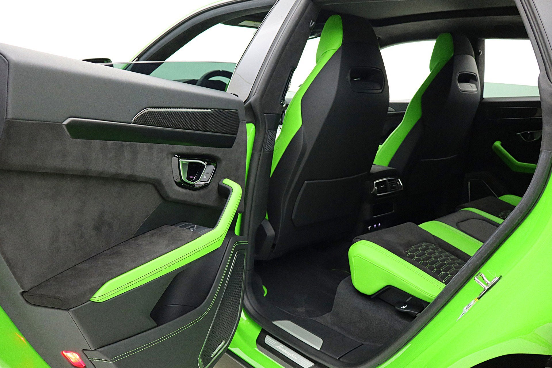 2021 Lamborghini Urus Urus SELEZIONE PRE-OWNED CERTIFIED
