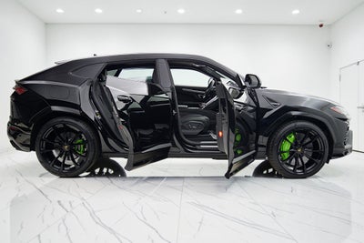 2019 Lamborghini Urus SELEZIONE PRE-OWNED CERTIFIED