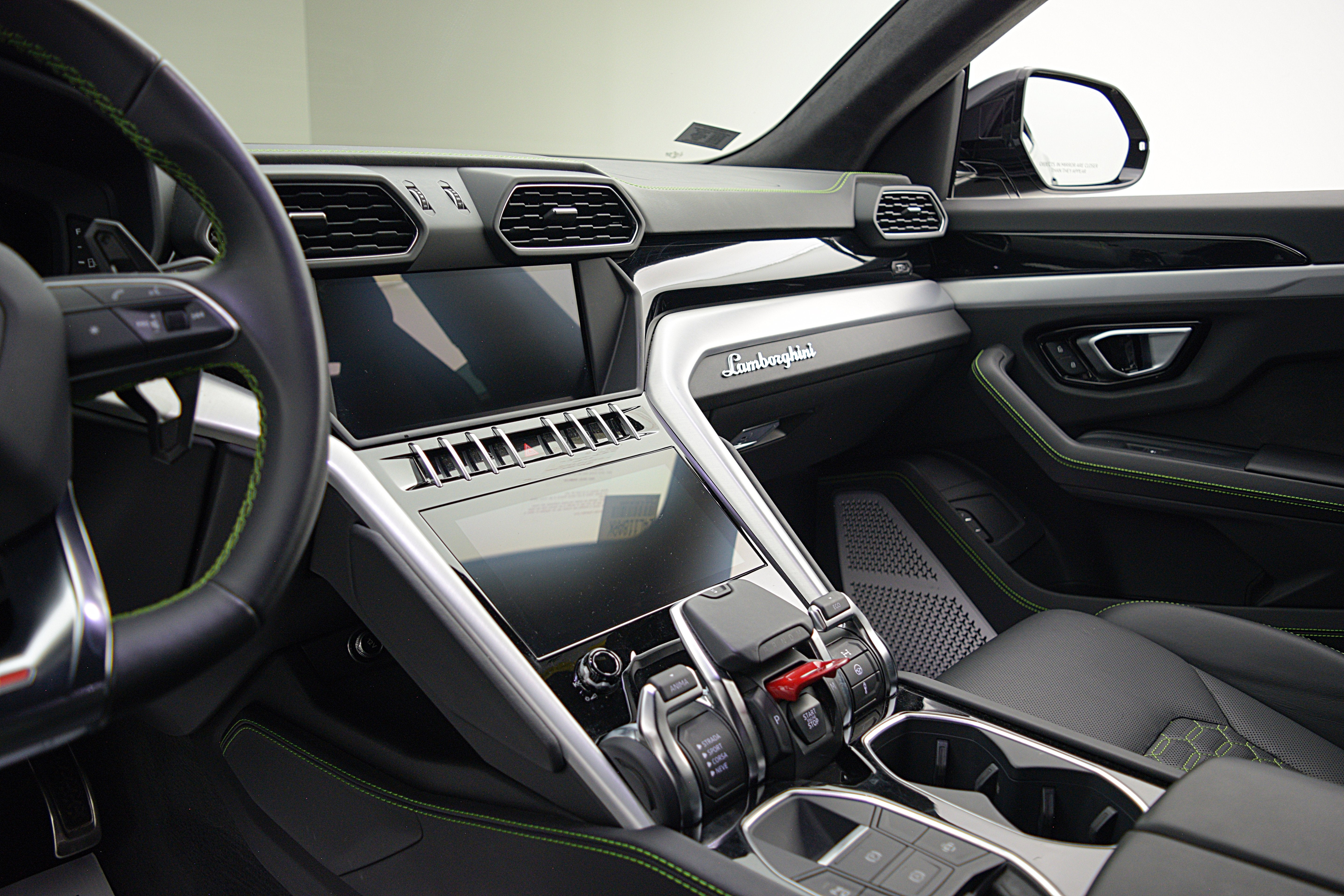2019 Lamborghini Urus SELEZIONE PRE-OWNED CERTIFIED
