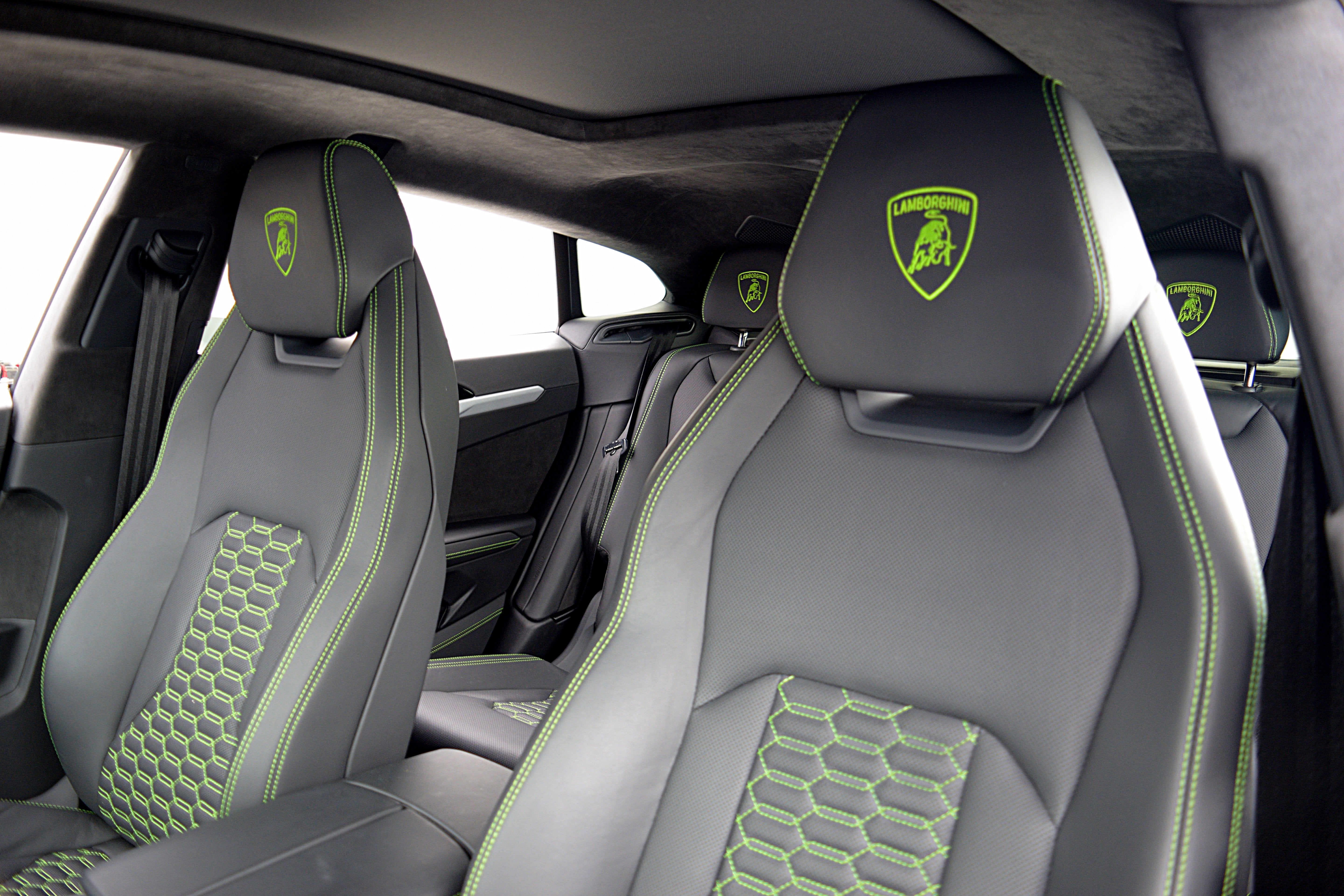2019 Lamborghini Urus SELEZIONE PRE-OWNED CERTIFIED