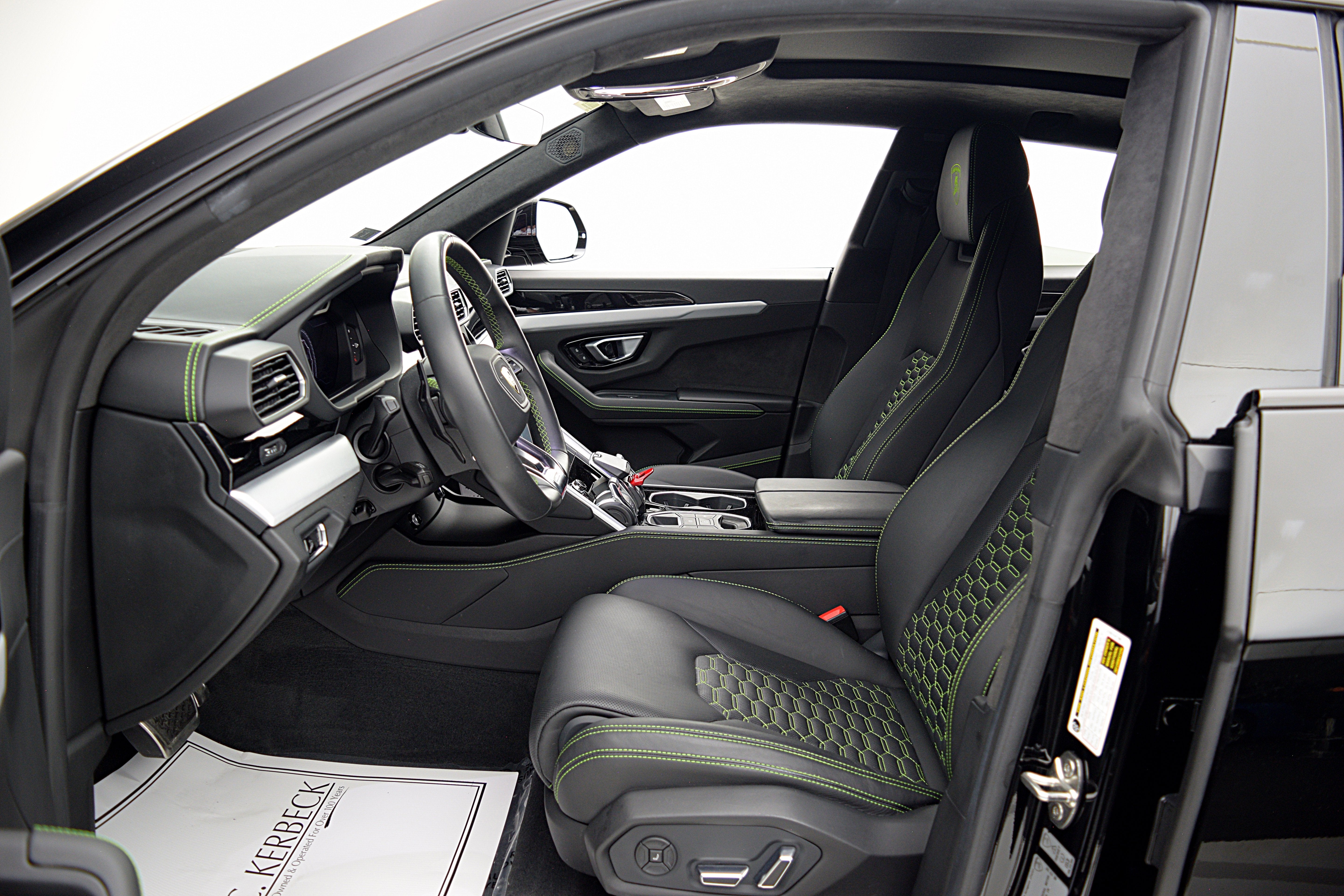 2019 Lamborghini Urus SELEZIONE PRE-OWNED CERTIFIED
