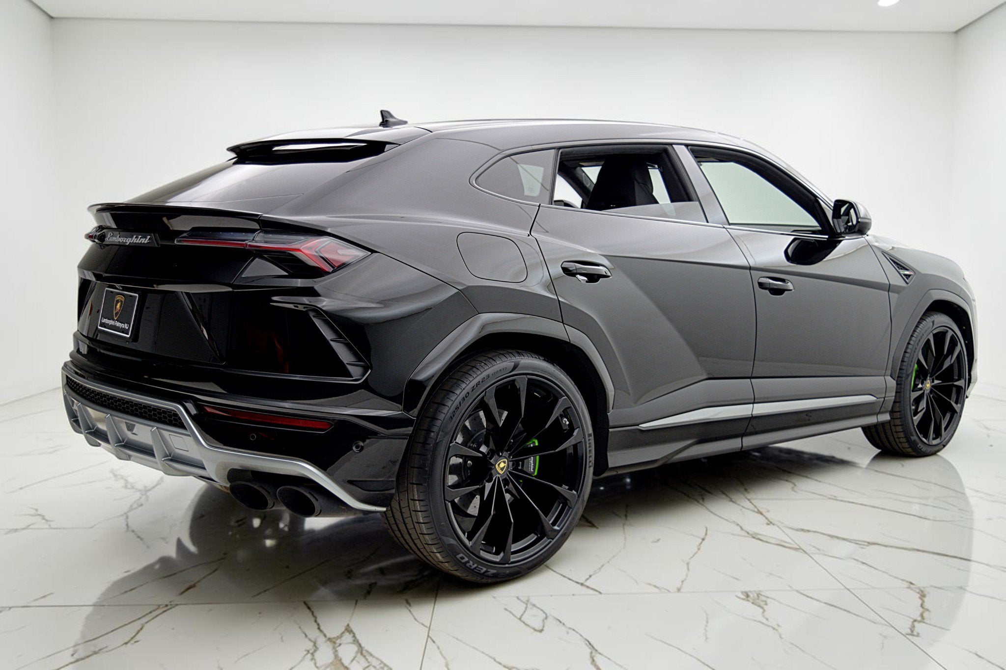 2019 Lamborghini Urus SELEZIONE PRE-OWNED CERTIFIED
