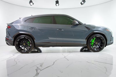 2022 Lamborghini Urus SELEZIONE PRE-OWNED CERTIFIED