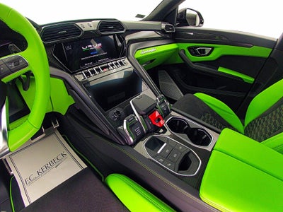 2022 Lamborghini Urus SELEZIONE PRE-OWNED CERTIFIED