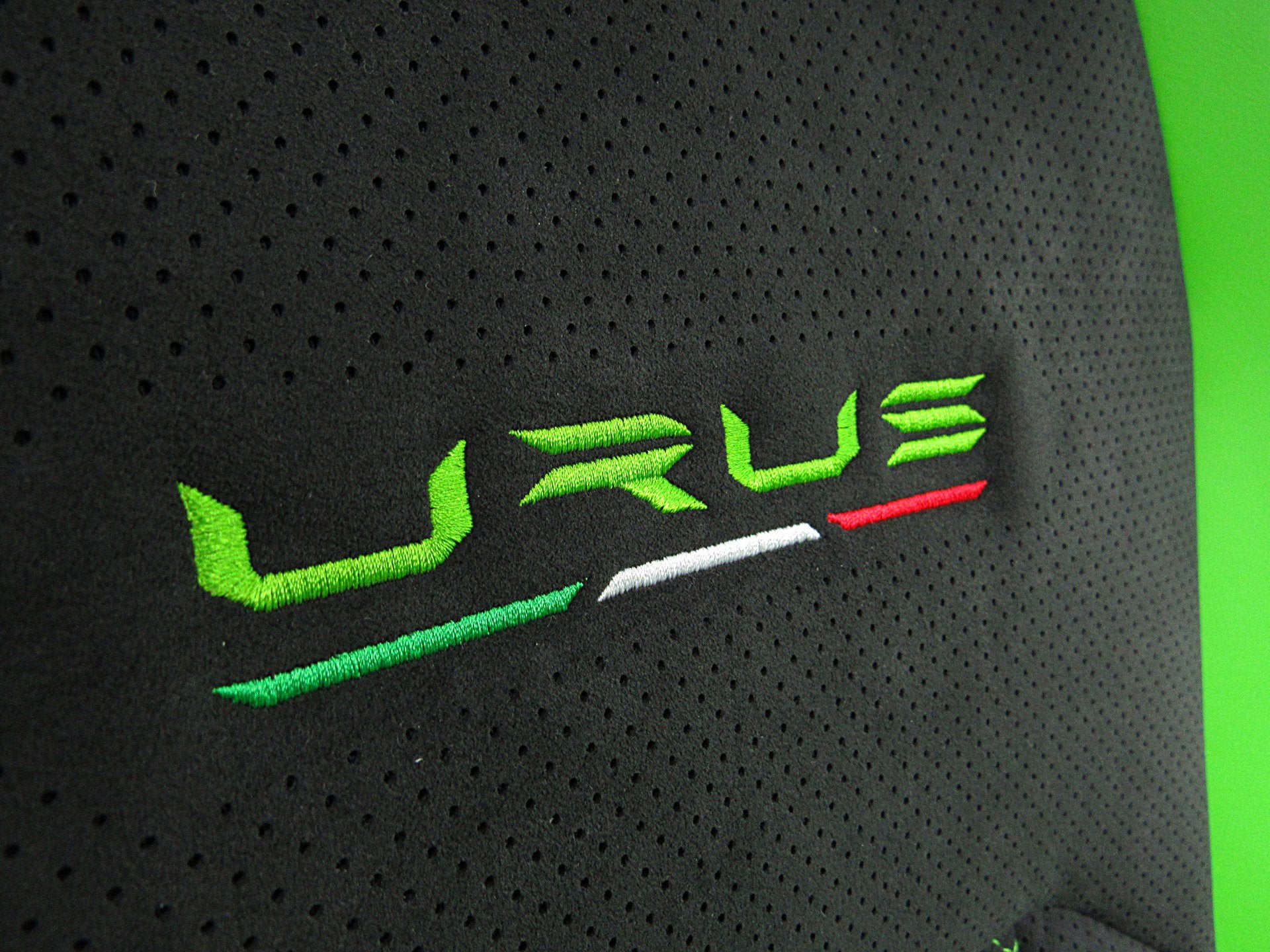 2022 Lamborghini Urus SELEZIONE PRE-OWNED CERTIFIED