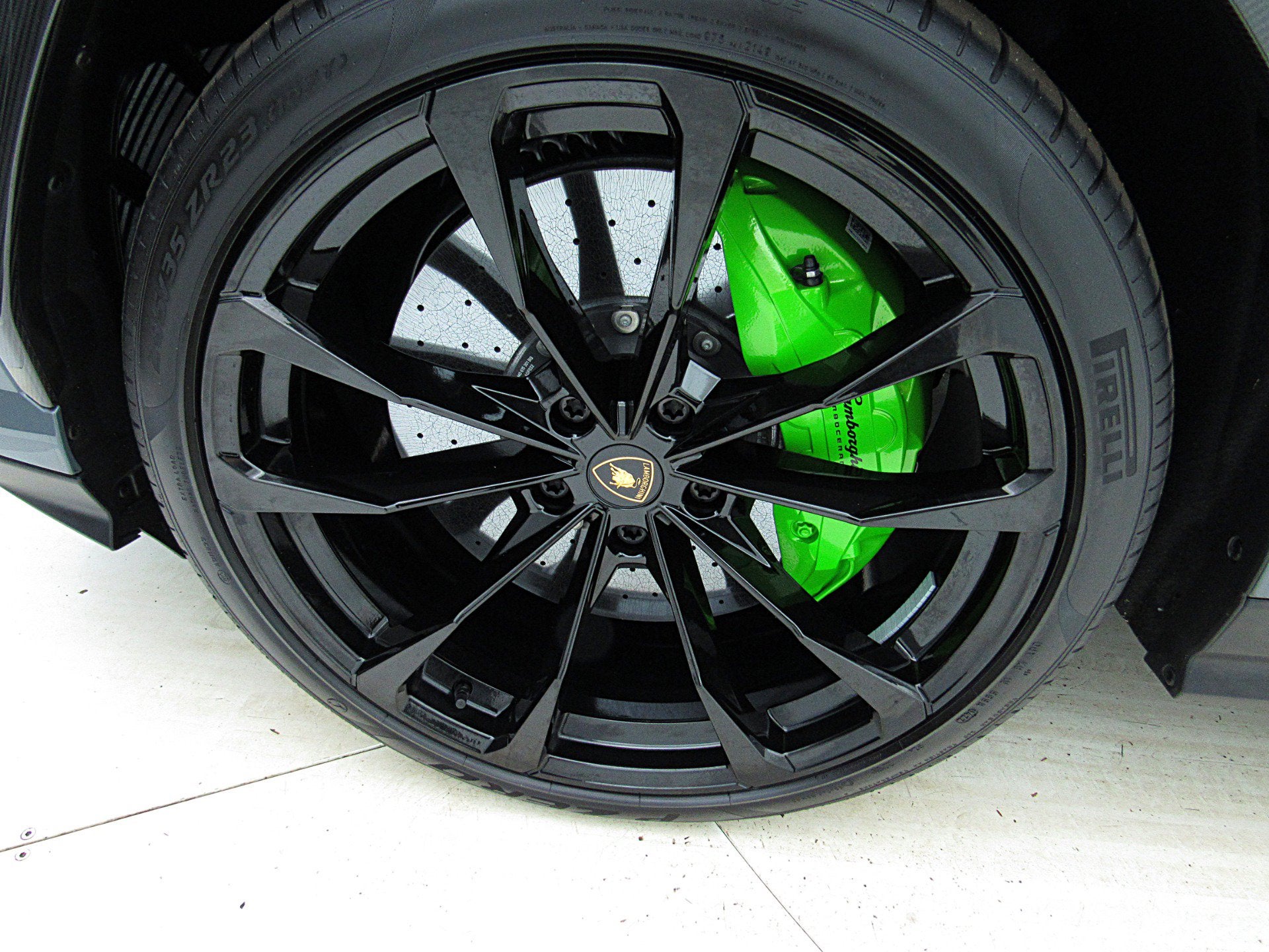 2022 Lamborghini Urus SELEZIONE PRE-OWNED CERTIFIED