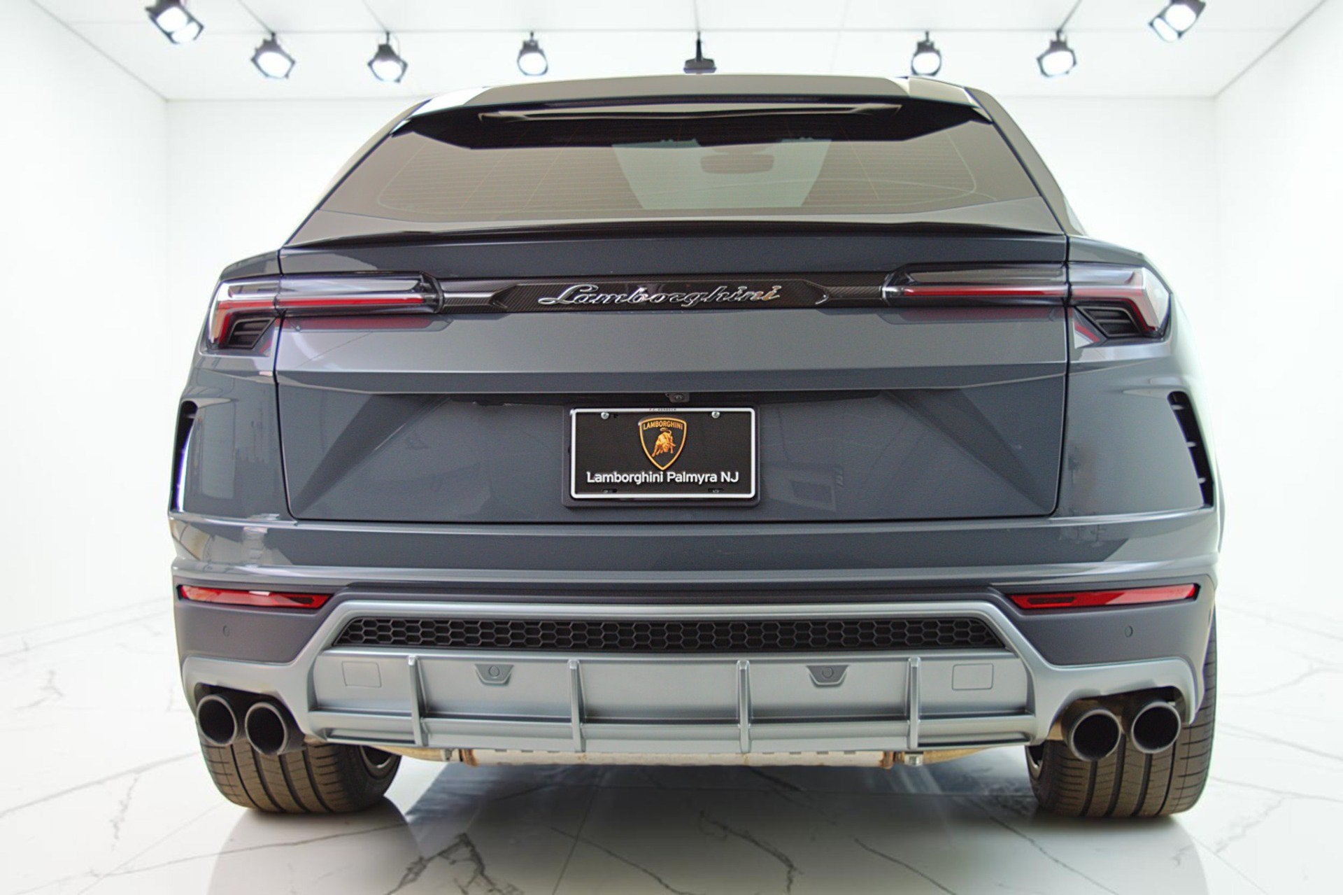 2022 Lamborghini Urus SELEZIONE PRE-OWNED CERTIFIED