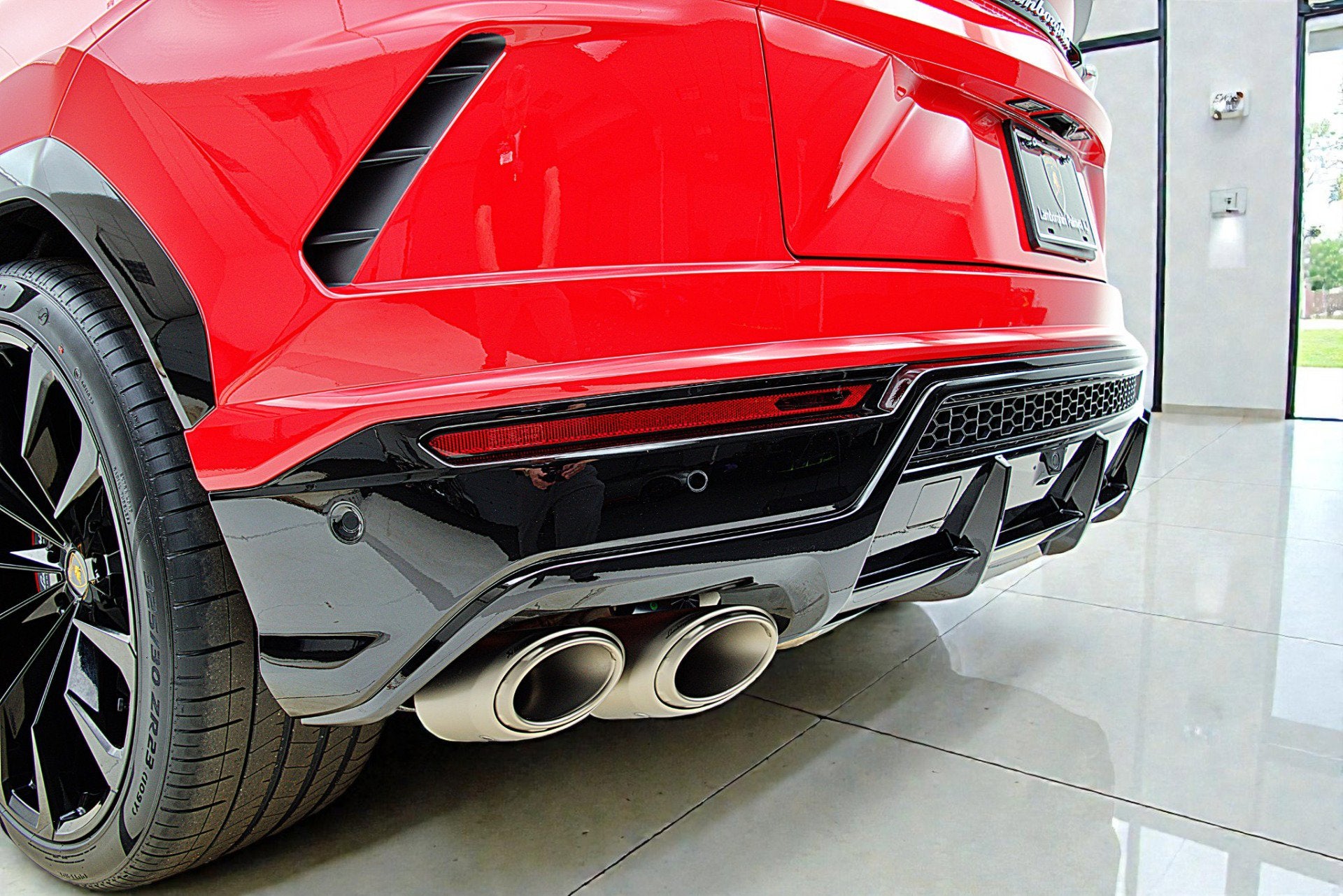 2022 Lamborghini Urus /SELEZIONE PRE-OWNED CERTIFIED