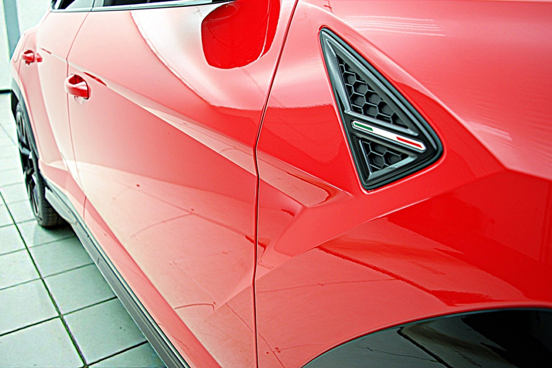 2022 Lamborghini Urus /SELEZIONE PRE-OWNED CERTIFIED