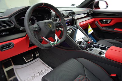 2022 Lamborghini Urus /SELEZIONE PRE-OWNED CERTIFIED