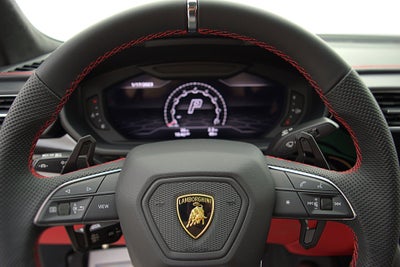 2022 Lamborghini Urus /SELEZIONE PRE-OWNED CERTIFIED