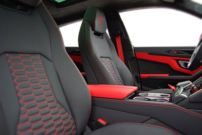 2022 Lamborghini Urus /SELEZIONE PRE-OWNED CERTIFIED