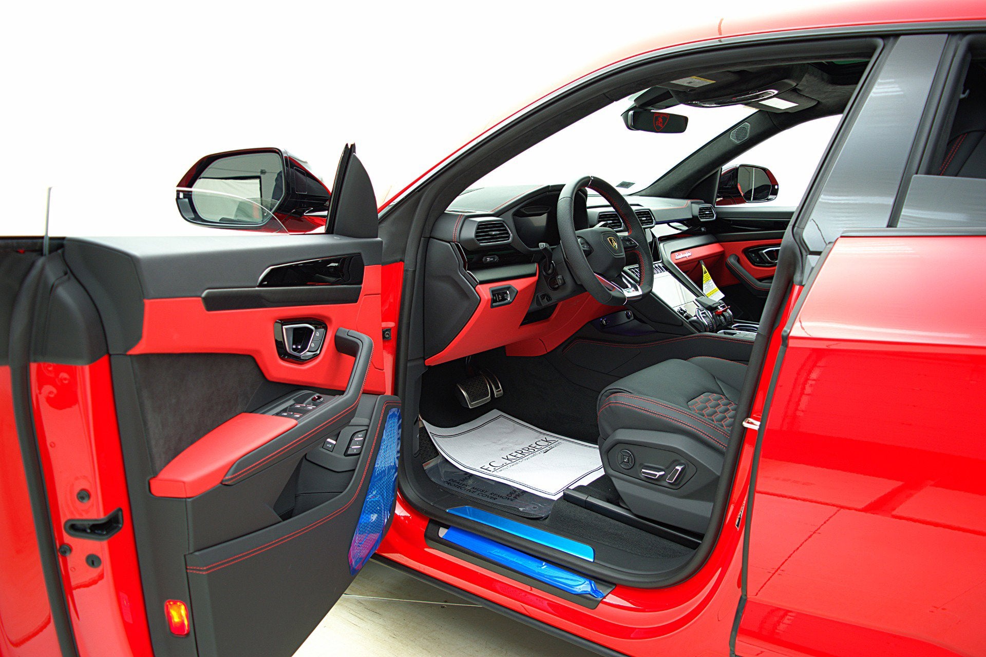 2022 Lamborghini Urus /SELEZIONE PRE-OWNED CERTIFIED